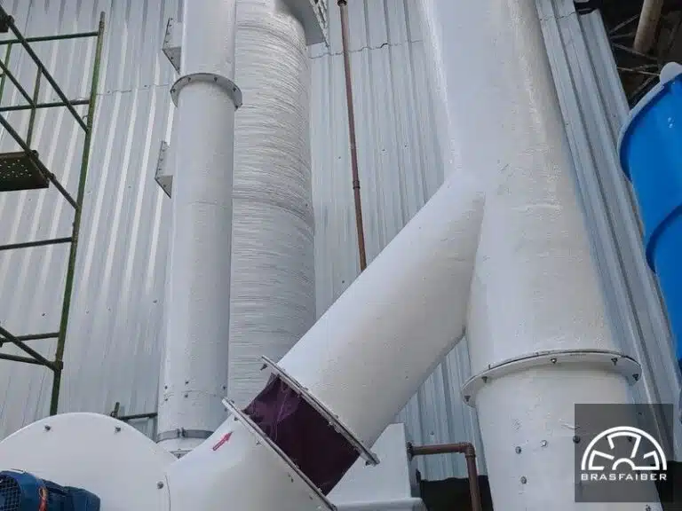 Lavador de Gases industrial - Detalhe das torres em PRFV para Indústria de Papel e Celulose - Brasfaiber